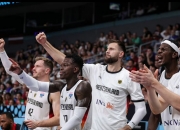 开云官方app入口-加拿大男篮血洗德国男篮，利拉德送出助攻的简单介绍