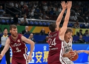 开云体育中国-斯洛文尼亚队与拉脱维亚队互有攻防