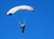 开云体育官网-舞台越大，苏亚雷斯越强！比利时险胜乌拉圭，淘汰赛上演传奇对决