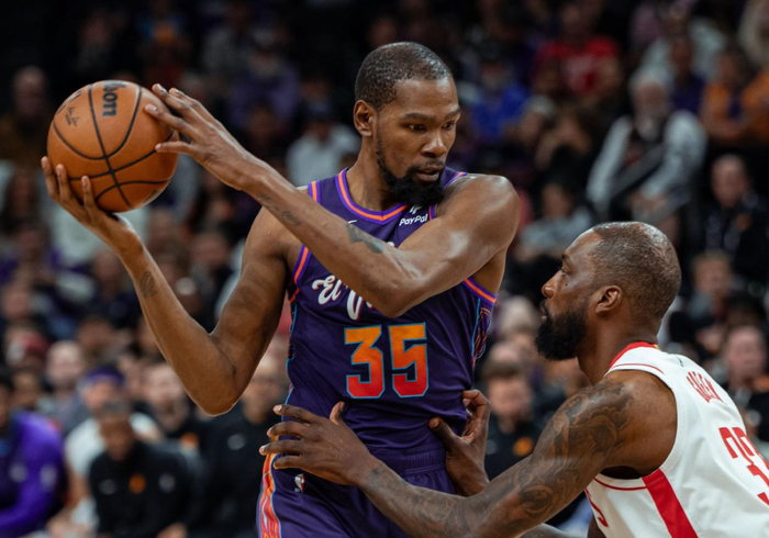 尼克斯完胜火箭，乔治·希尔三分雨点燃全场的简单介绍