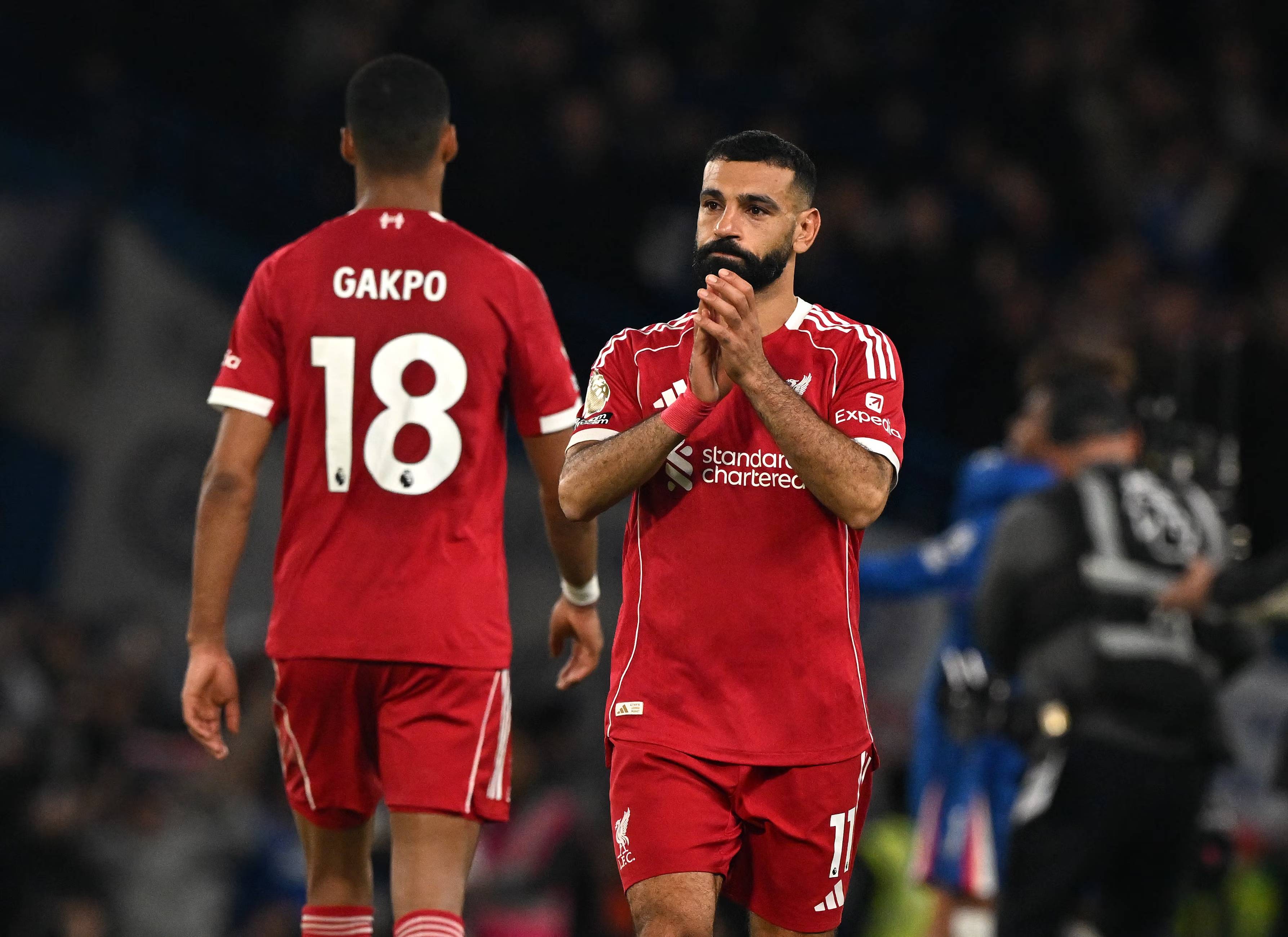 利物浦名宿现身球场,赞扬年轻球员表现出色 利物浦名宿现身球场,赞扬年轻球员表现出色