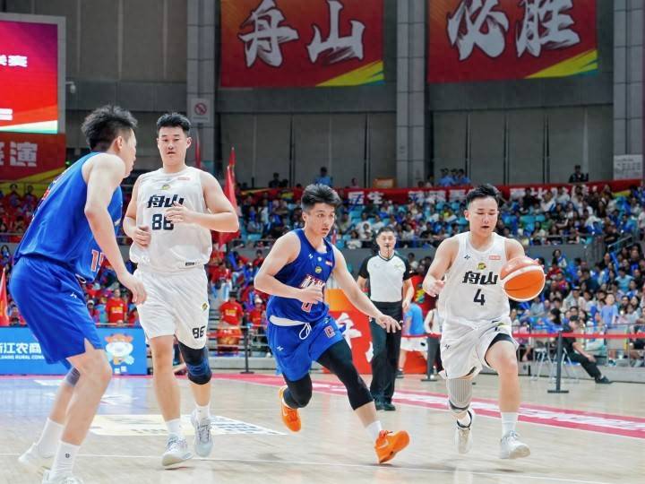 罗斯贝格客场击败昂热,积分榜排名稳健的简单介绍 罗斯贝格客场击败昂热,积分榜排名稳健的简单介绍