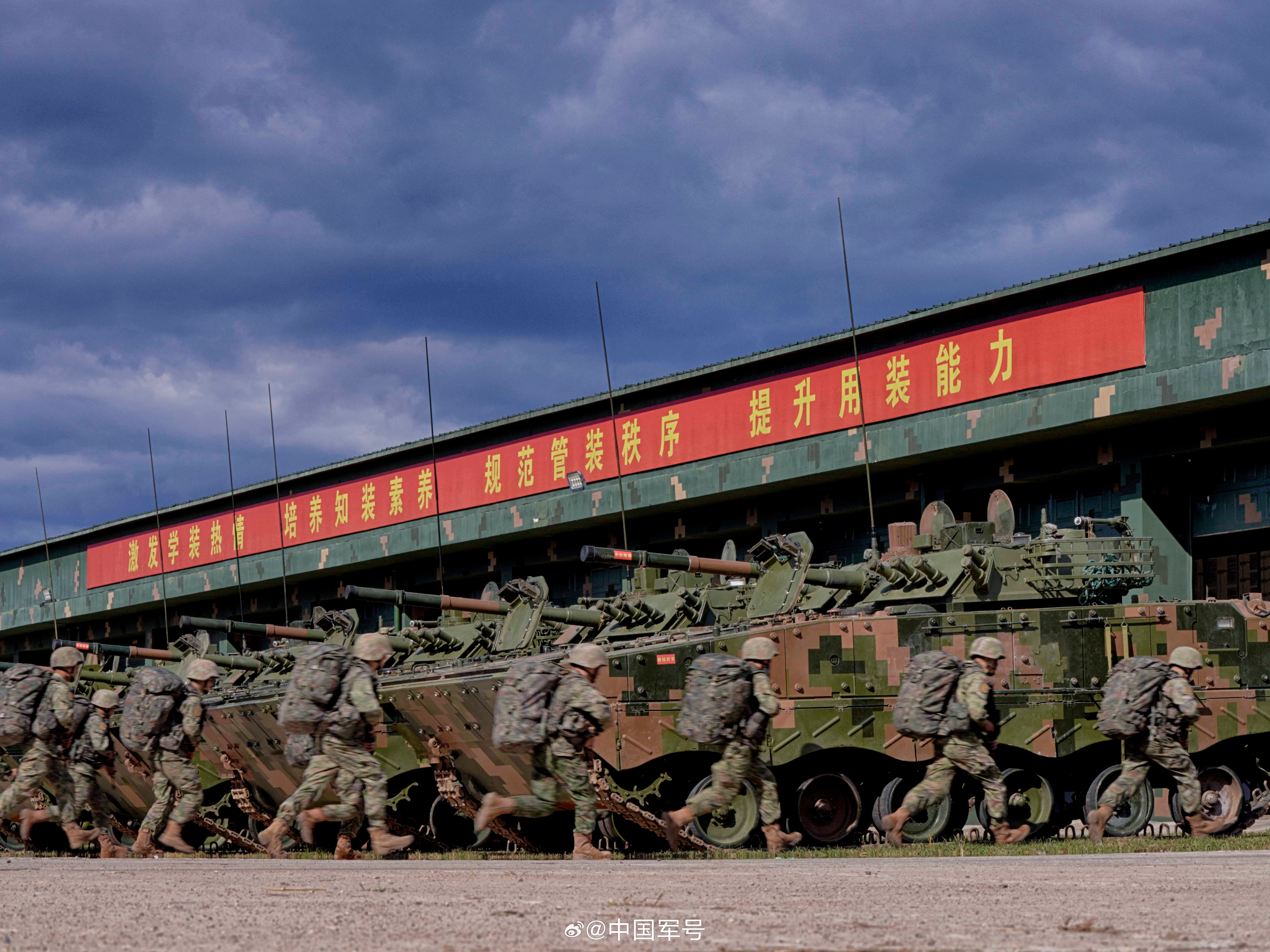 大赛临近,强队备战蓄势待发的简单介绍 大赛临近,强队备战蓄势待发的简单介绍
