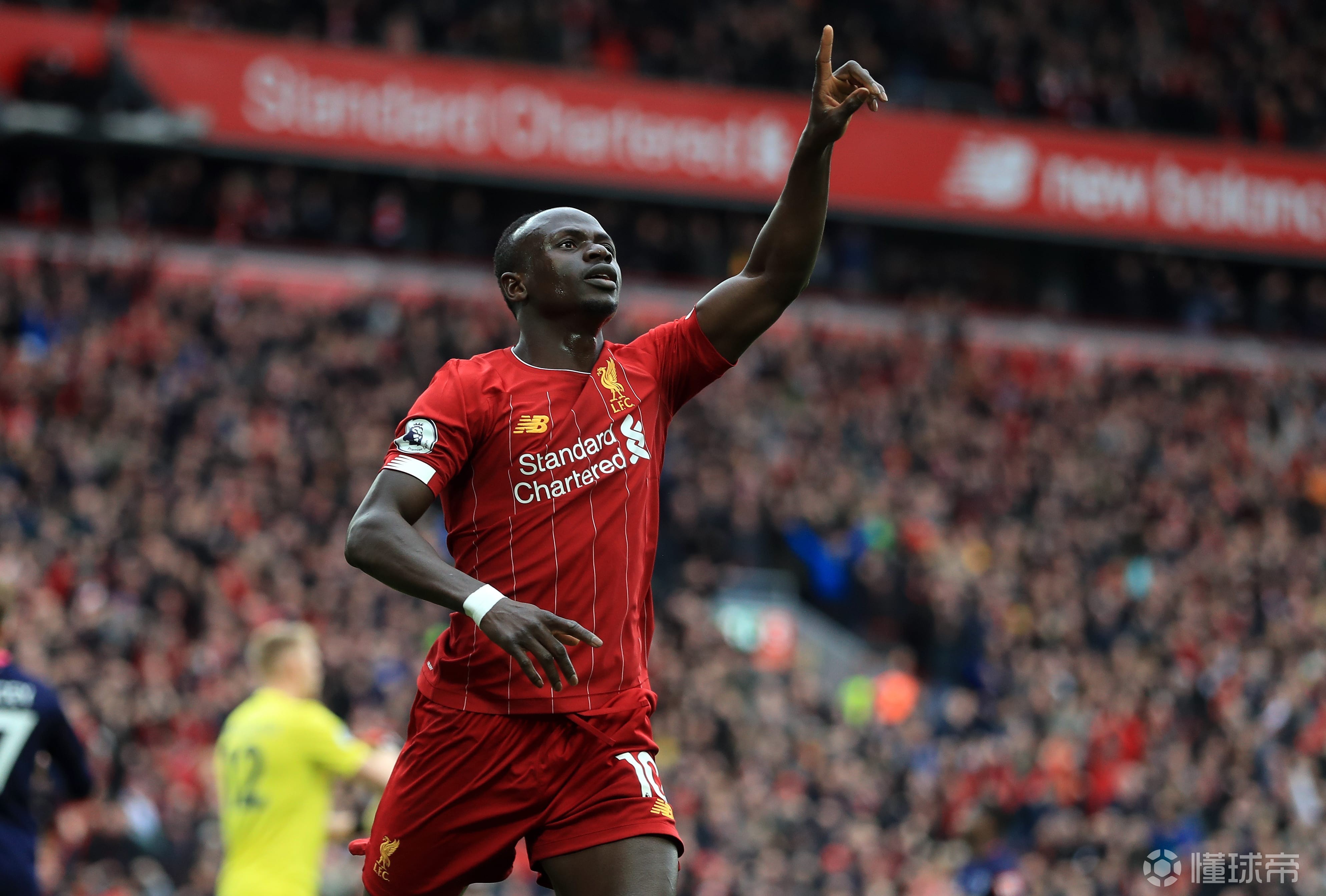 包含伯恩茅斯豪取三分，逆转胜利难以阻挡的词条