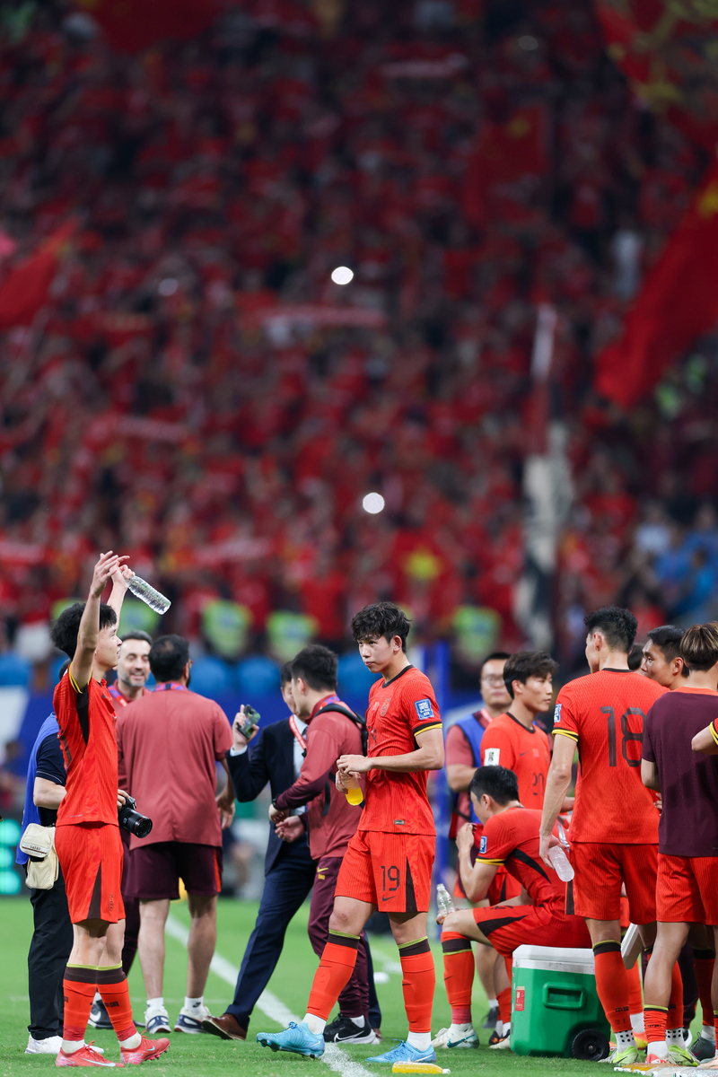 关键时刻表现出色，球队赢得胜利