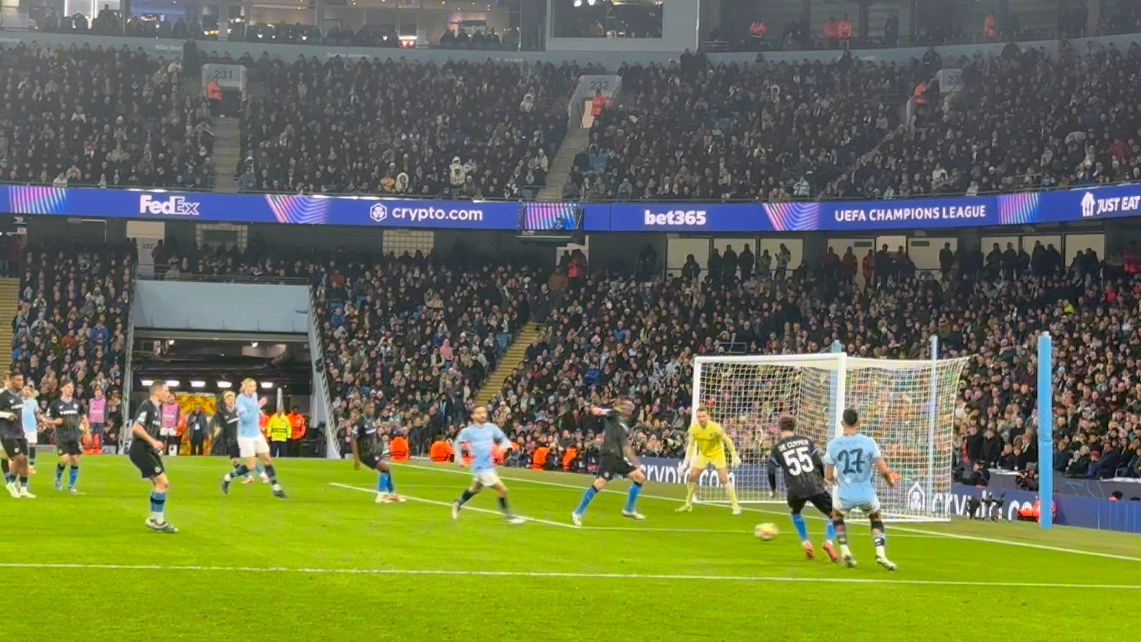 关于曼城客场逆转战胜，双前锋携手力挽狂澜的信息